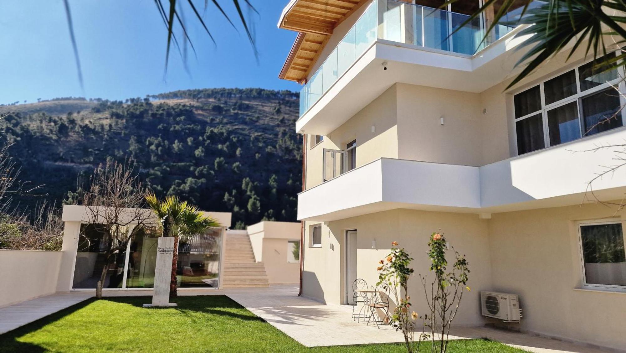 Apartaments Mimani 2 Berat Exterior photo